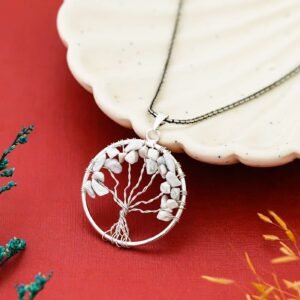 Clear Quartz Pendant Tree of Life Crystal Stone Pendant Locket with Metal Chain for Healing Crystal Healing Gemstone Size 35-40 mm clear quarts